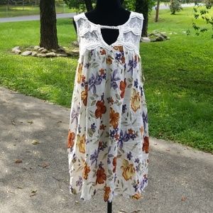 NEW! Cute trendy tunic top or dress size small